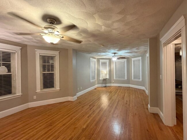 Building Photo - 112 Boston Ave