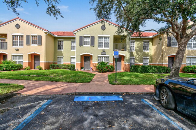Foto del edificio - 10354 Fox Trail Rd S