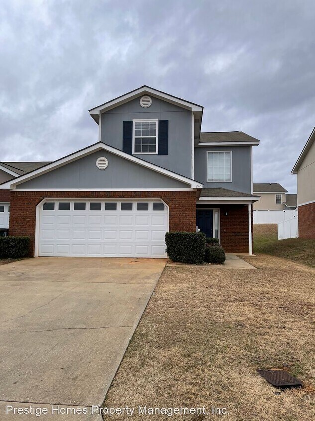 Primary Photo - 3 br, 2.5 bath House - 217 Camden Drive