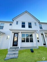 Building Photo - 606 Mason Ward Pl