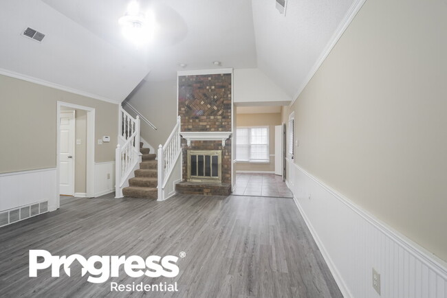 Building Photo - 4483 Green Creek