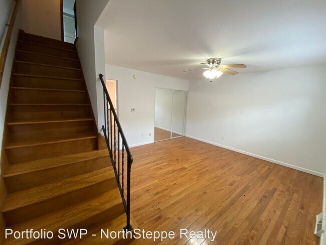 Building Photo - 3 br, 2 bath Apartment - 1451-1461 Worthin...