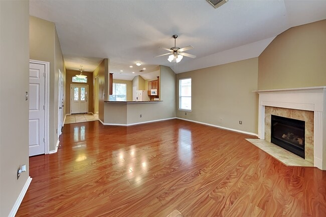 Building Photo - 8723 Rollick Dr