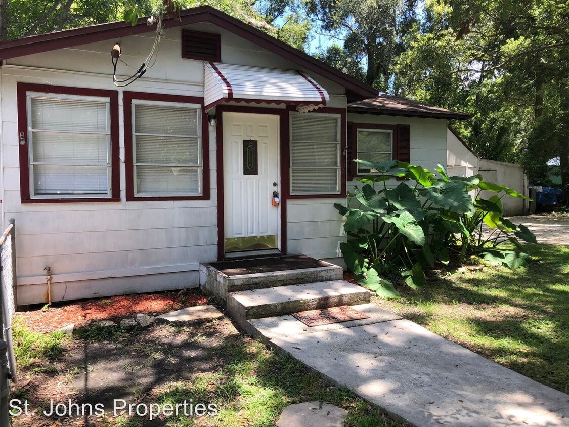 Primary Photo - 3 br, 1 bath House - 9349 Indiana St.