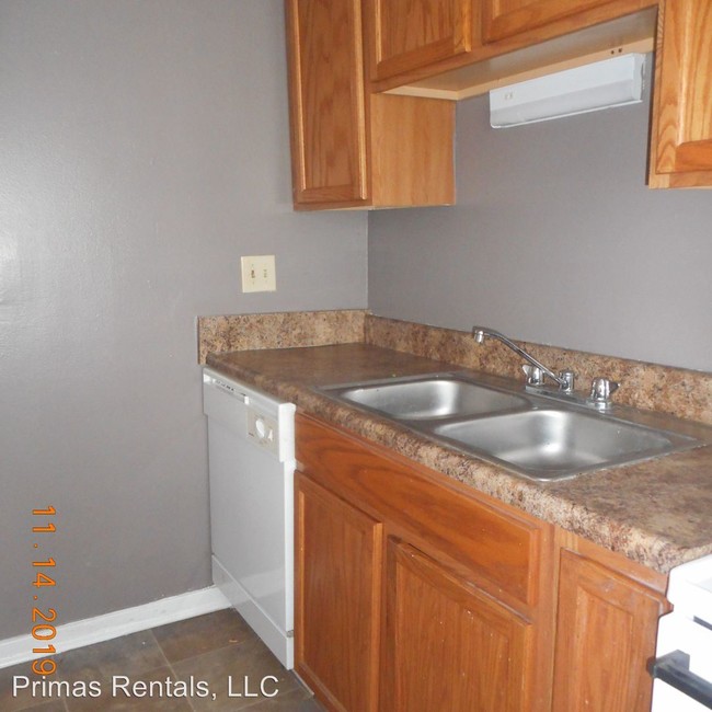 Building Photo - 5550 Arturo Ct