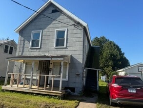 Building Photo - 1017 State St
