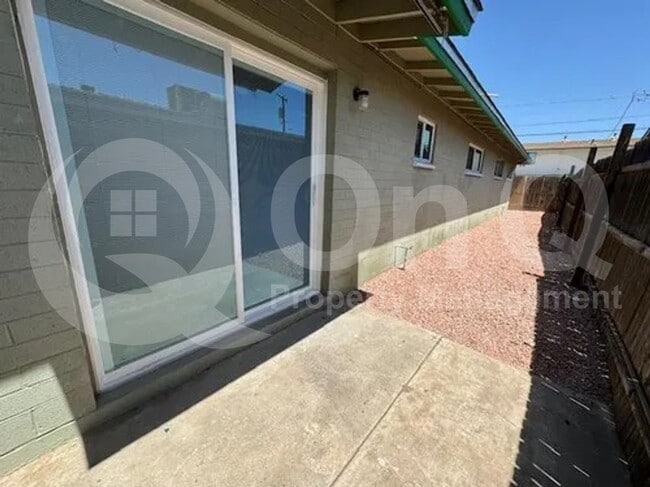 Building Photo - 1717 N 42nd St