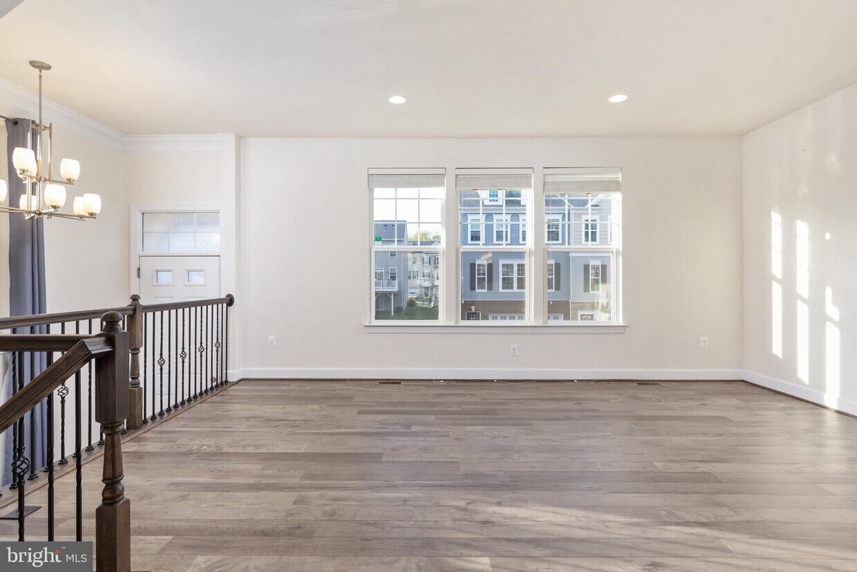 8823 Englewood Farms Dr, Manassas, VA 20112 Townhouse for Rent in