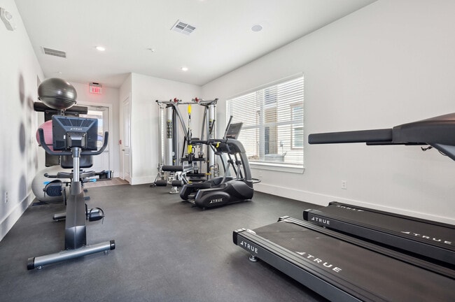 Fitness Center - Retreat at Krum