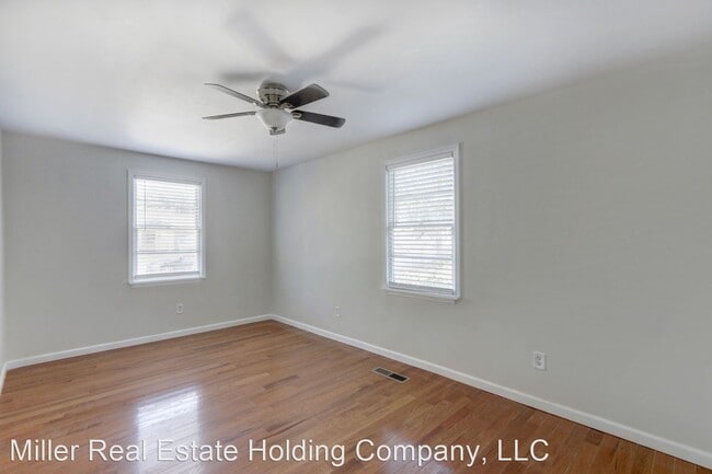 Building Photo - 3 br, 1 bath House - 1203 East 57th Street