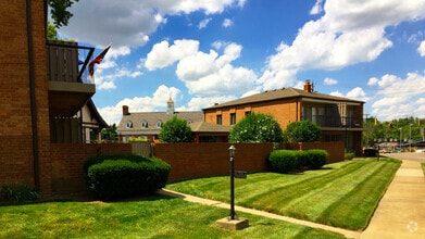 Building Photo - 2440 Tytus Ave