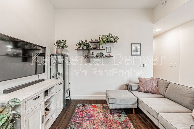 Building Photo - 2876 W 53rd Ave