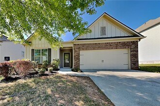 Building Photo - 5145 Roseman Trail