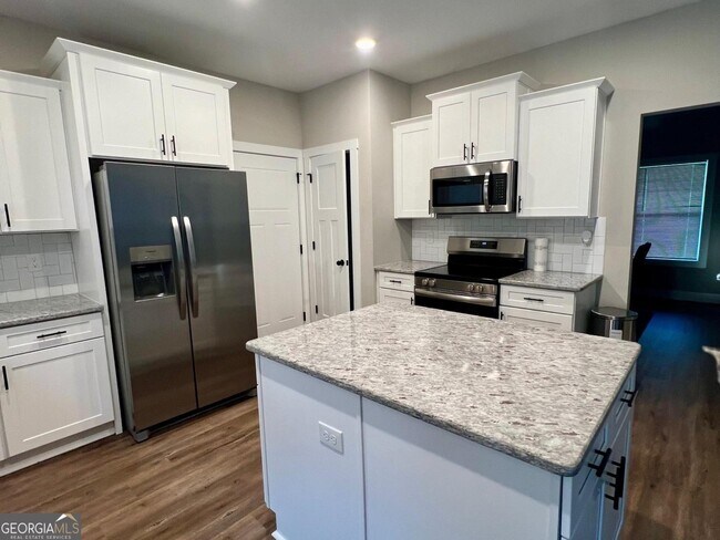 Foto del edificio - 144 Ducati Dr