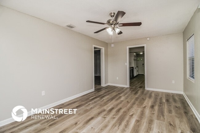 Foto del edificio - 1335 E 3rd Ave