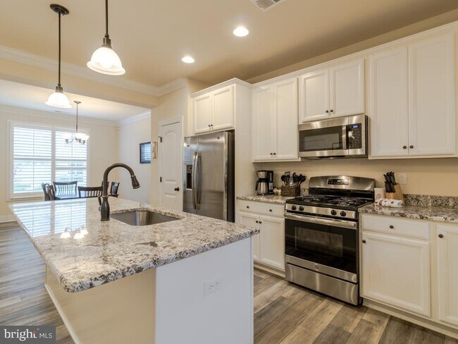 Foto del edificio - 35753 Carmel Terrace