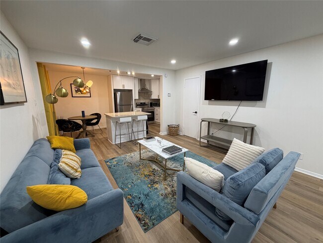 Foto del edificio - 2012 Brun St