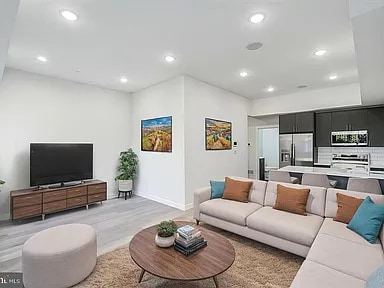 Foto principal - 2417 N 7th St