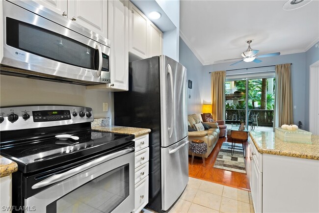 Building Photo - 2825 Palm Beach Blvd
