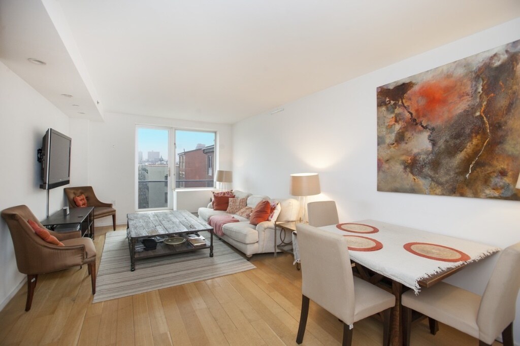 2280 Frederick Douglass Blvd Unit 7B, New York, NY 10027 Room for