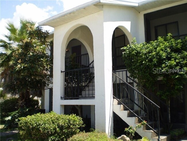 Building Photo - 120 McNeela Dr