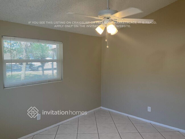 Building Photo - 981 Porter Dr