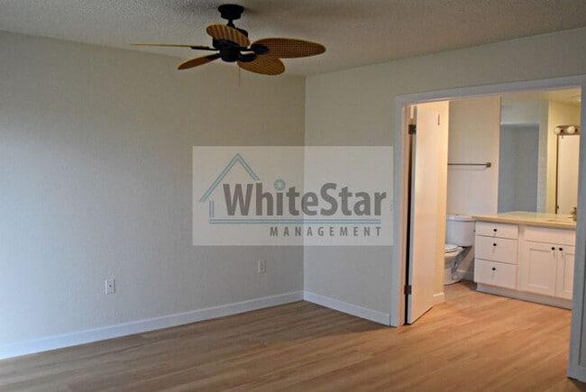 Building Photo - 73385 Shadow Mountain Dr