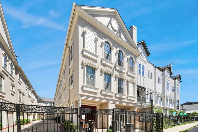 Foto del edificio - 710 Jackson Hill St
