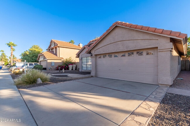 Building Photo - 6729 W Wescott Dr