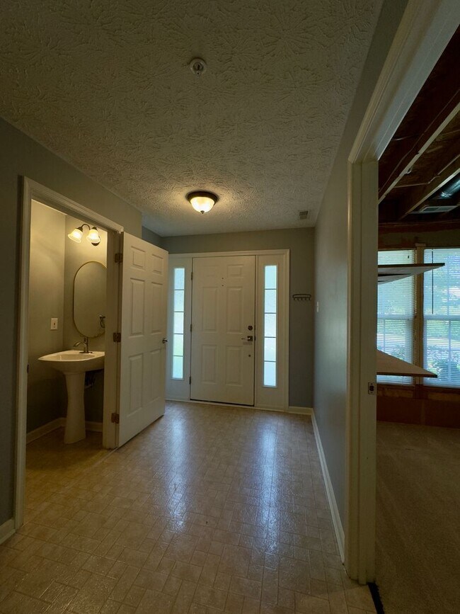 Foto del edificio - Charming 3Bed/2.5Bath Townhome in Owings M...