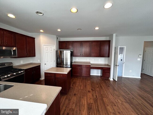 Foto del edificio - 597 Homeplace Dr