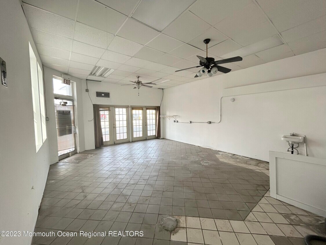 1006 1/2 Main St, Belmar, NJ 07719 House Rental in Belmar, NJ