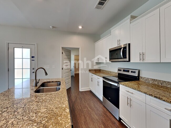 Foto del edificio - 5534 Central Grove Square