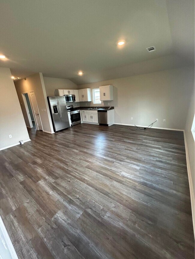 Foto del edificio - 5604 Crockett Dr