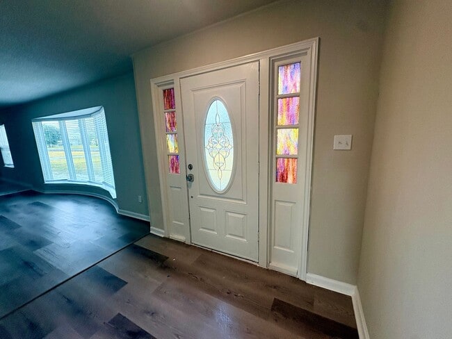 Foto del edificio - 5839 Kingsbury Ln