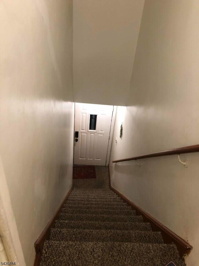 Foto del edificio - 300 Concord Ave