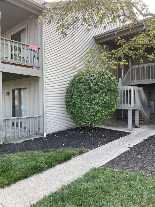 Foto del edificio - 5300 Darlington Rd