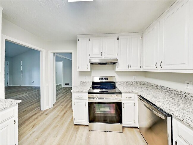 Building Photo - 1603 Carriage Hills Dr