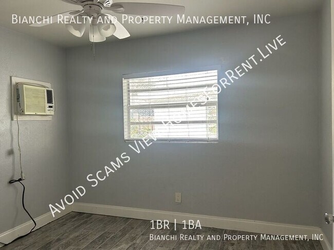 Foto del edificio - 215 10th St SW