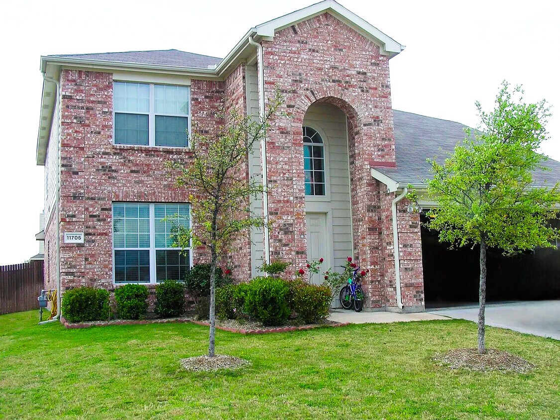 Foto principal - 11705 Pinyon Pine Dr