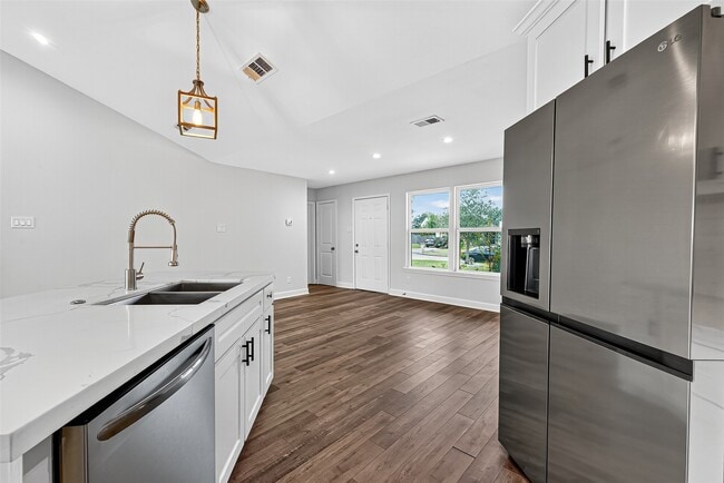 Building Photo - 1114 Briarmead Dr