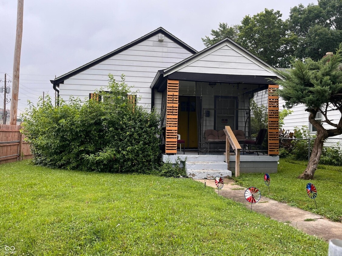 Primary Photo - 3741 Hillside Ave