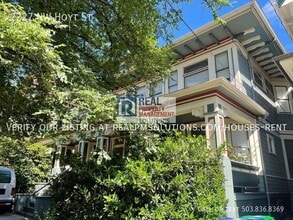 Building Photo - 2227 NW Hoyt St
