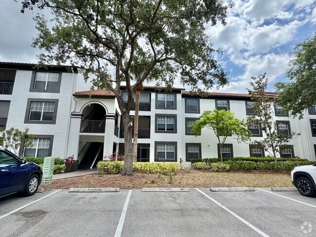 Building Photo - 7925 Preserve Cir