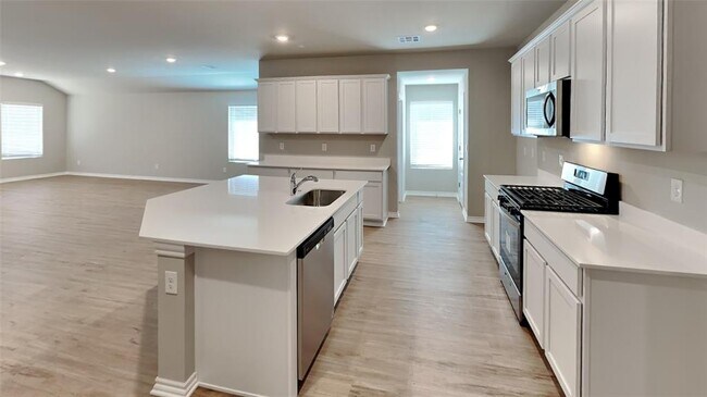 Foto del edificio - 2904 Campfire Dr