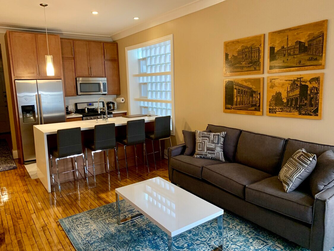 Living Room Kitchen - 1502 W Polk St