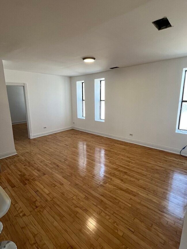 Foto del edificio - 8016 S Halsted St