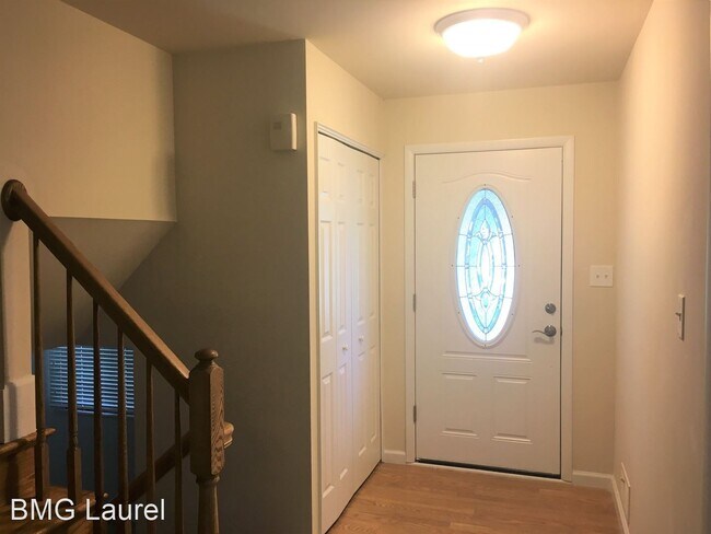 Foto del edificio - 3 br, 2 bath House - 803 Leverton Rd