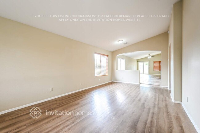 Foto del edificio - 15021 N Gil Balcome Ct