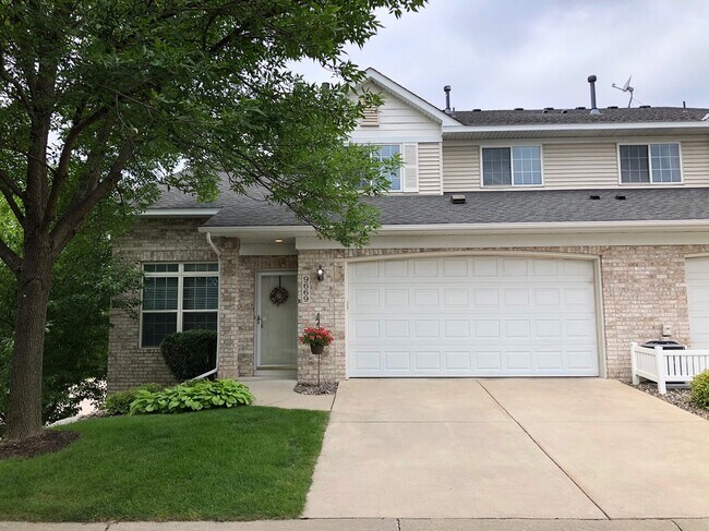 Building Photo - 9669 Belmont Ln